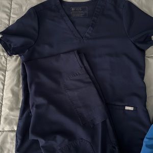 Women’s figs scrub set